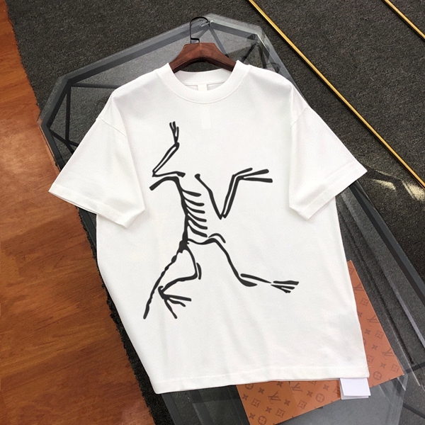ブランドTシャツ正面デザイン